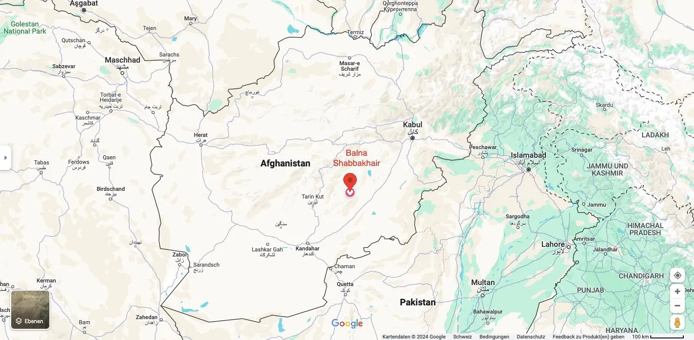 Karte von Afghanistan und den Nachbarländern; eine rote Markierung zeigt die Lage von Balna Shabbakhair südwestlich von Kabul.