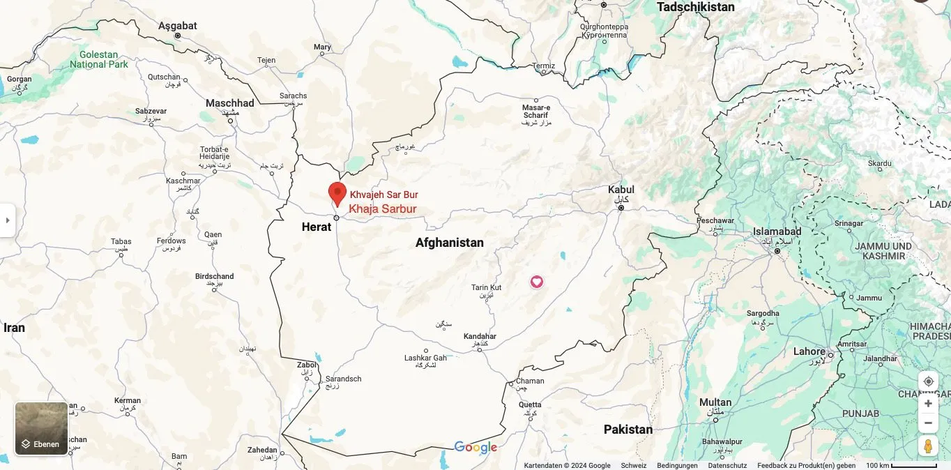 Karte von Afghanistan und den Nachbarländern; eine rote Markierung zeigt die Lage von Khaja Sarbur nordöstlich der Stadt Herat im Nordwesten Afghanistans.